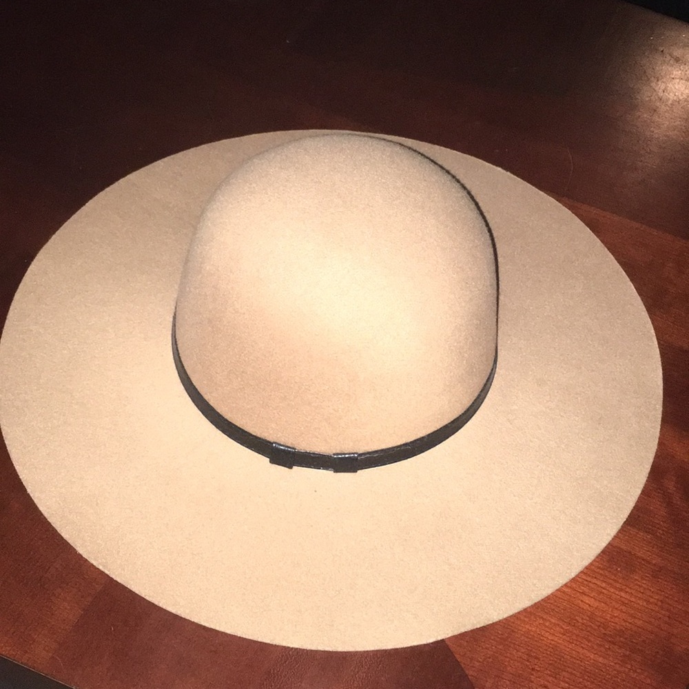 Floppy Hat